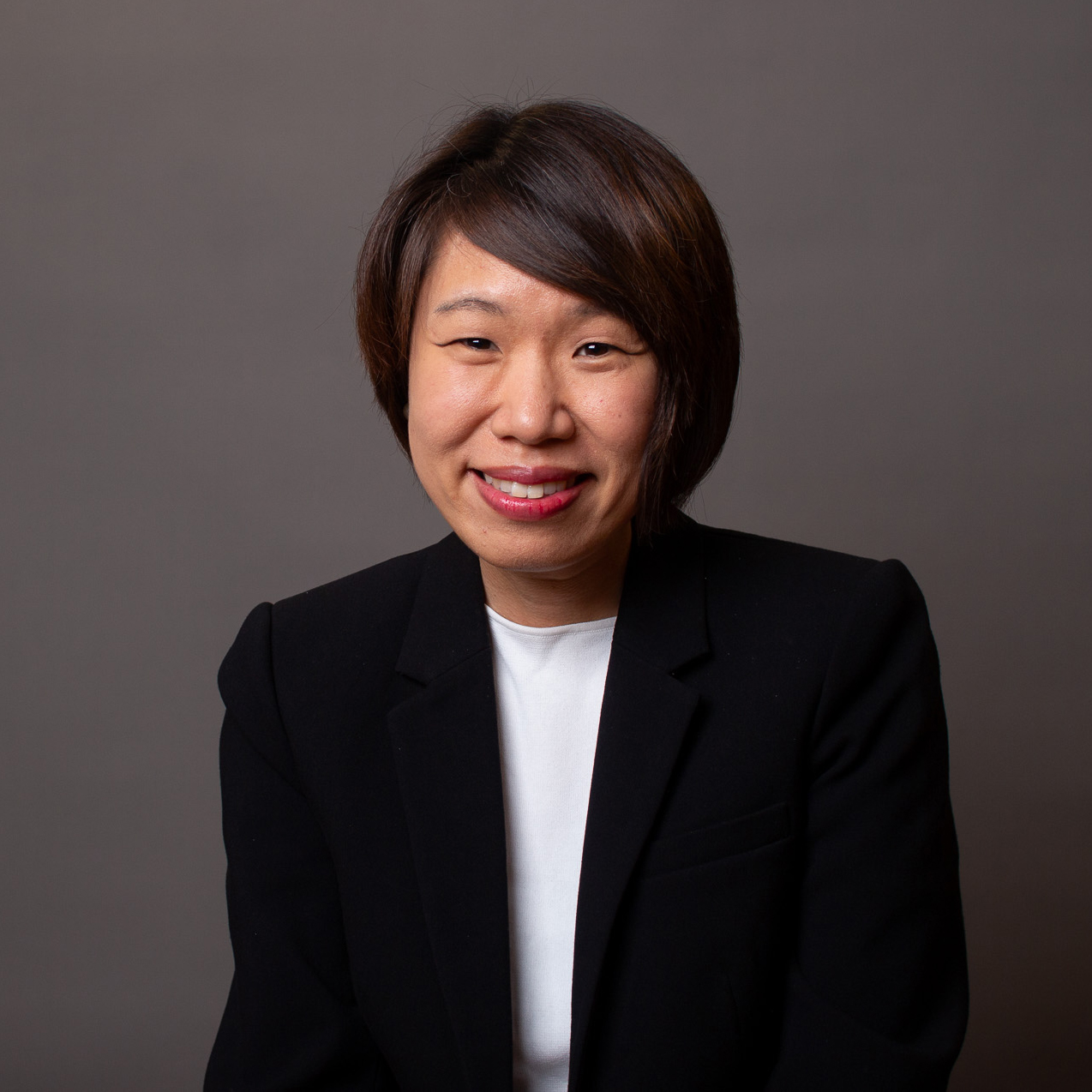 Yiyoung Yuk, ESL Faculty